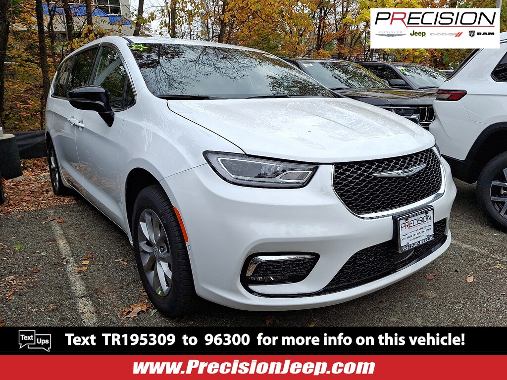 New 2026 Chrysler Pacifica Select AWD Passenger Van