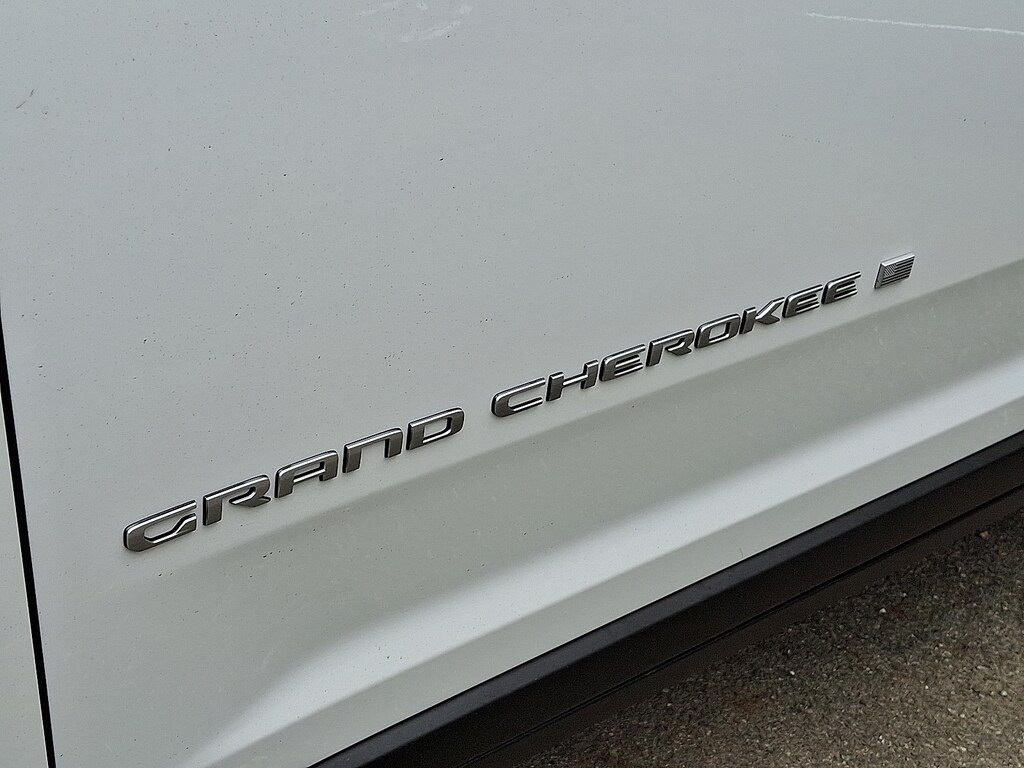 New 2025 Jeep Grand Cherokee Laredo X 4x4 Sport Utility