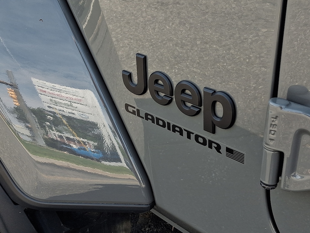 Used 2023 Jeep Gladiator Sport S 4x4 Crew Cab
