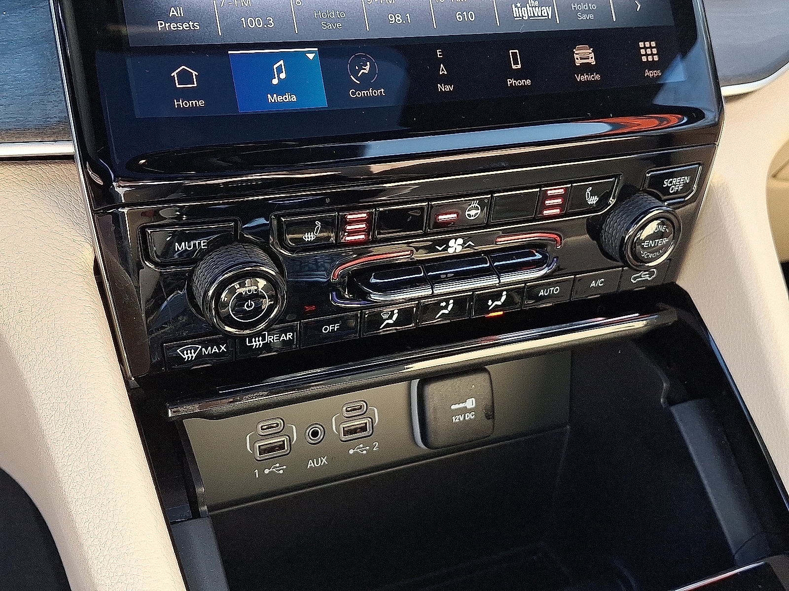 2023 Jeep Grand Cherokee Limited - Photo 17