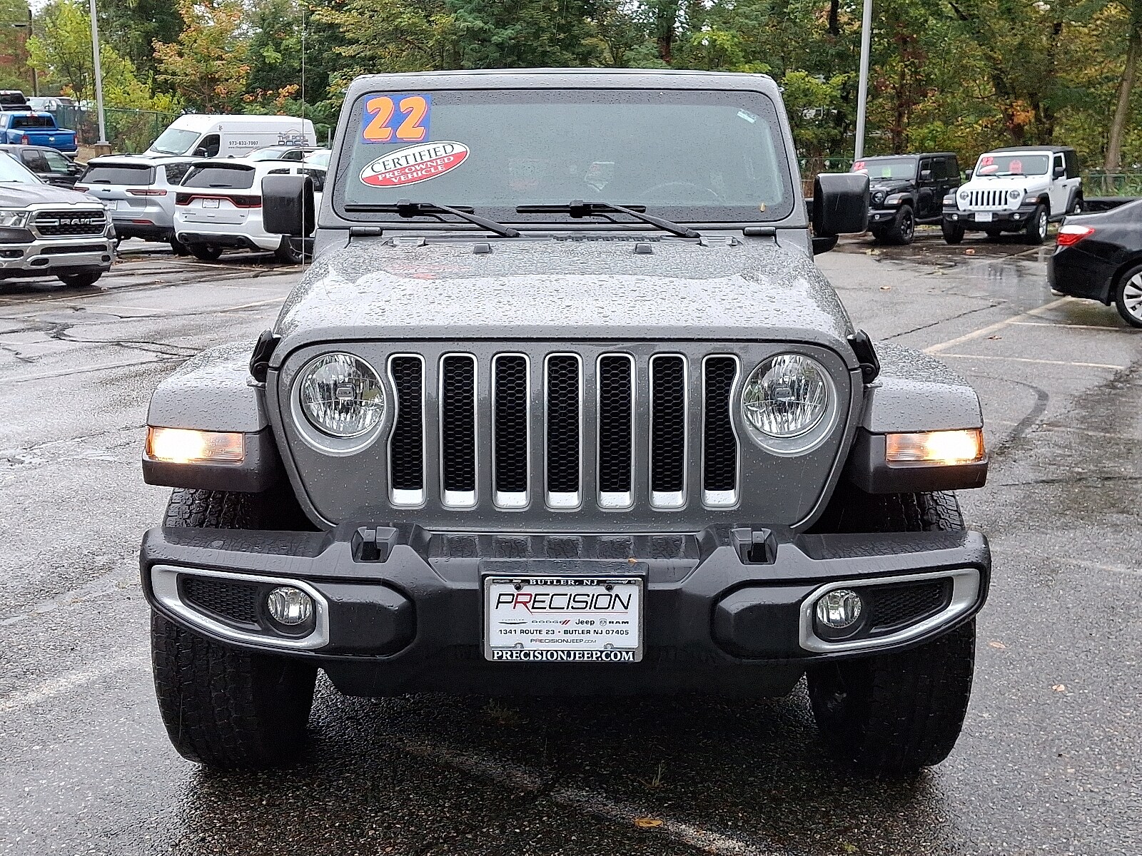 2022 Jeep Wrangler Unlimited Sahara Sport photo 2