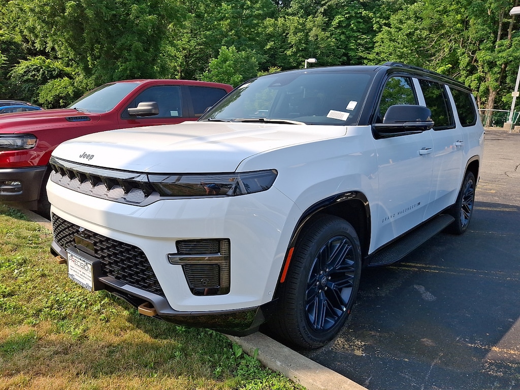 New 2026 Jeep Grand Wagoneer 4x4 Sport Utility