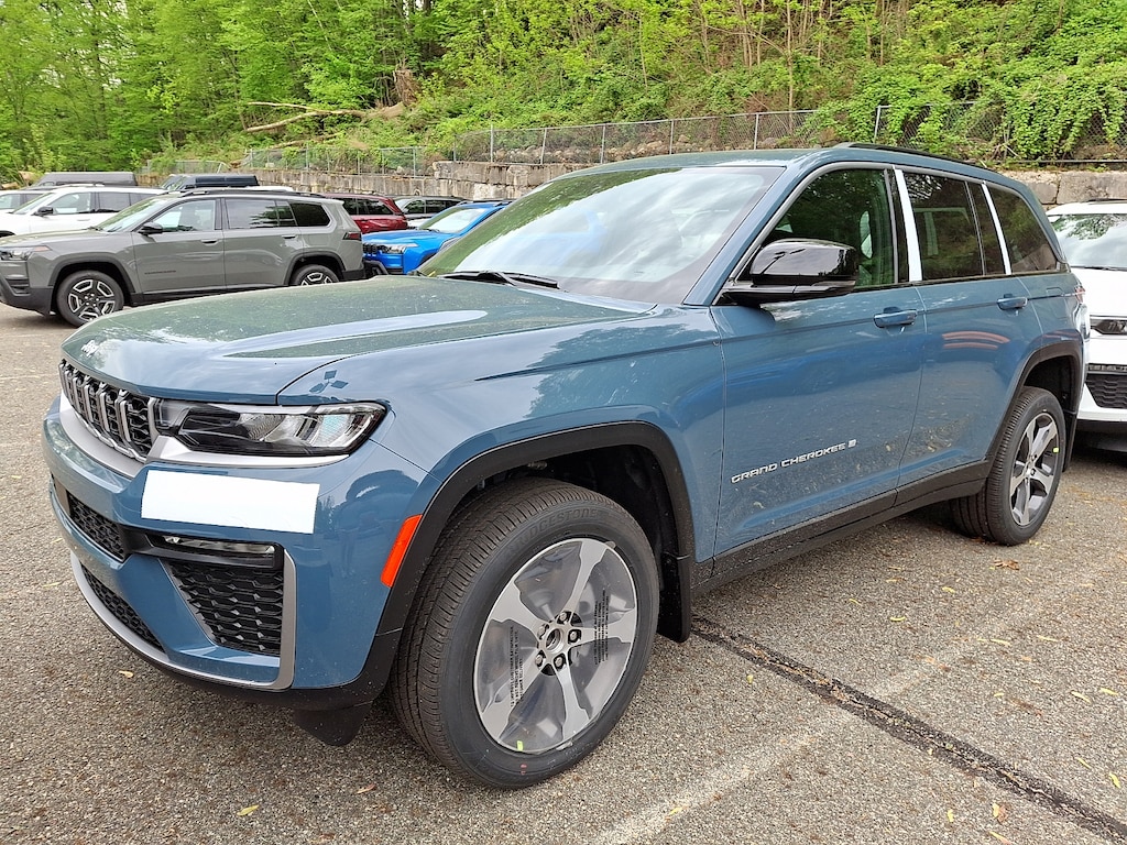 New 2026 Jeep Grand Cherokee Limited Sport Utility