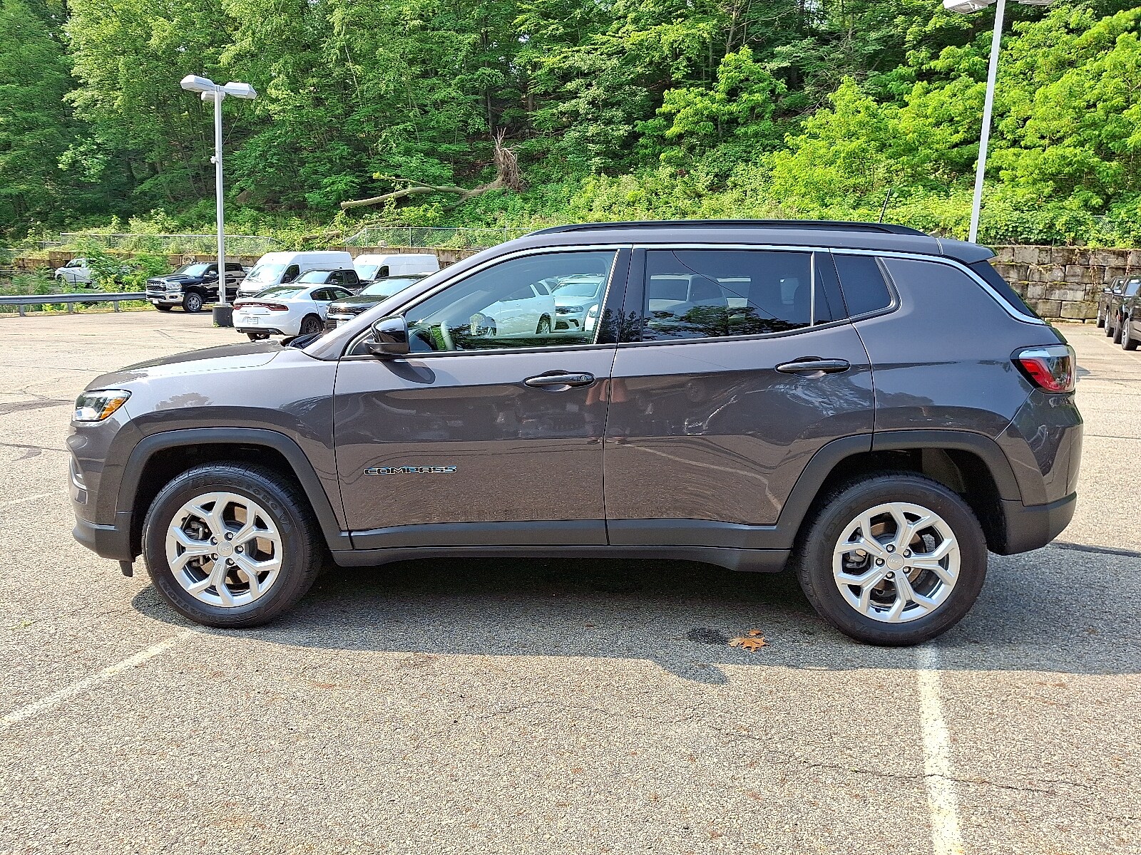 2024 Jeep Compass Latitude photo 4