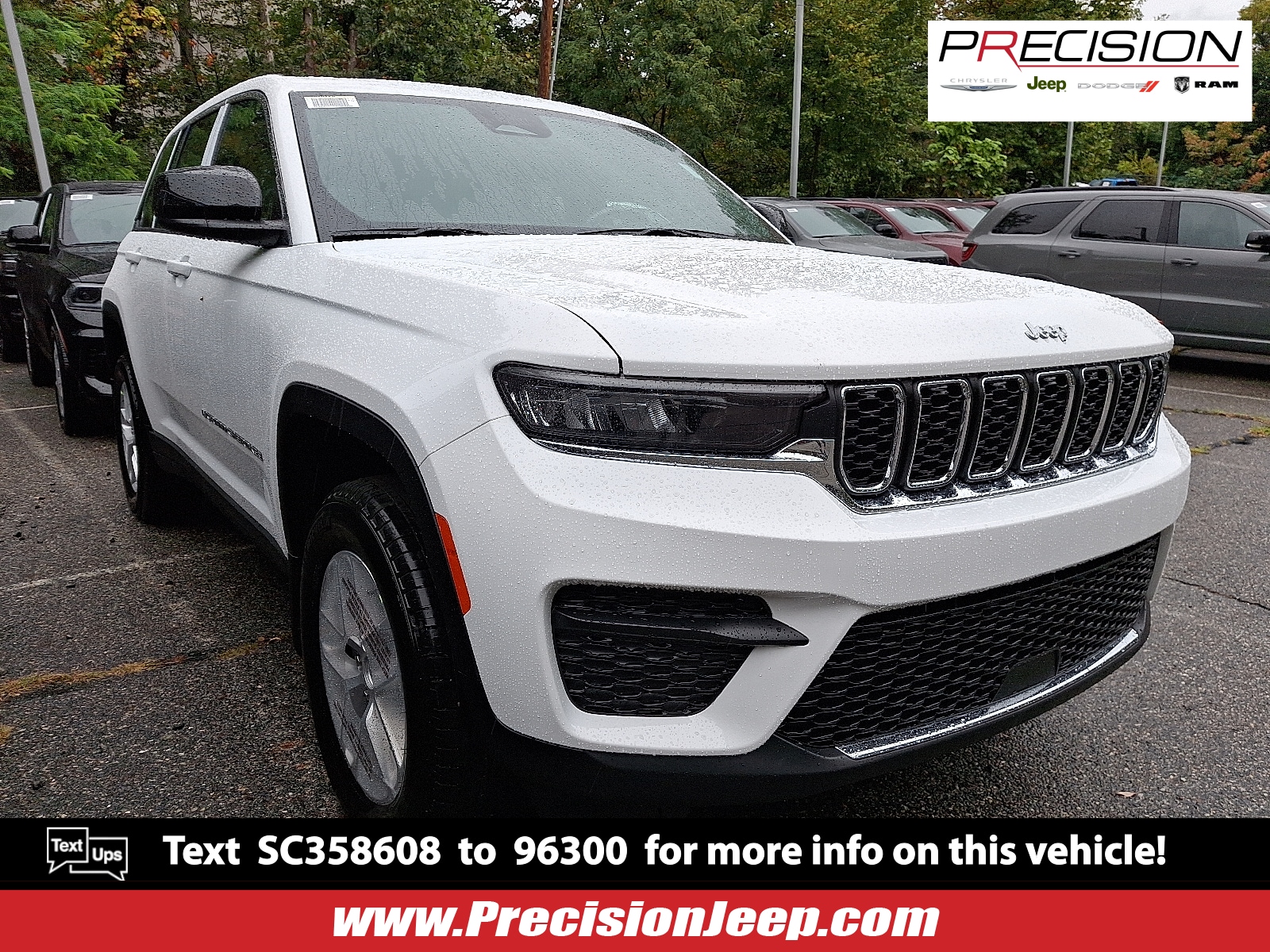 2025 Jeep Grand Cherokee Laredo's photo