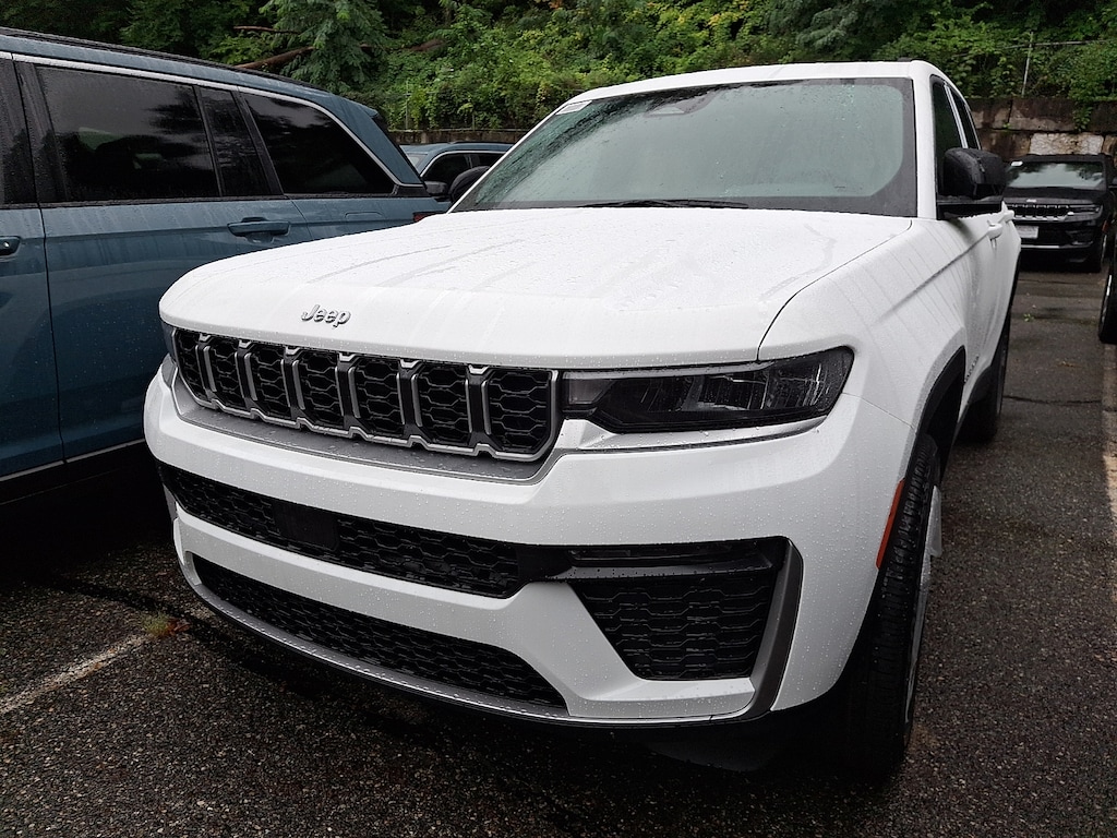 New 2026 Jeep Grand Cherokee LIMITED 4X4 Sport Utility