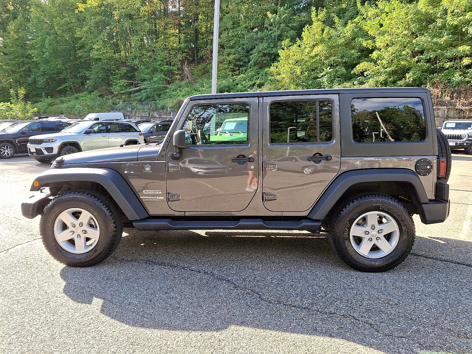 2018 Jeep Wrangler Unlimited Sport S photo 4