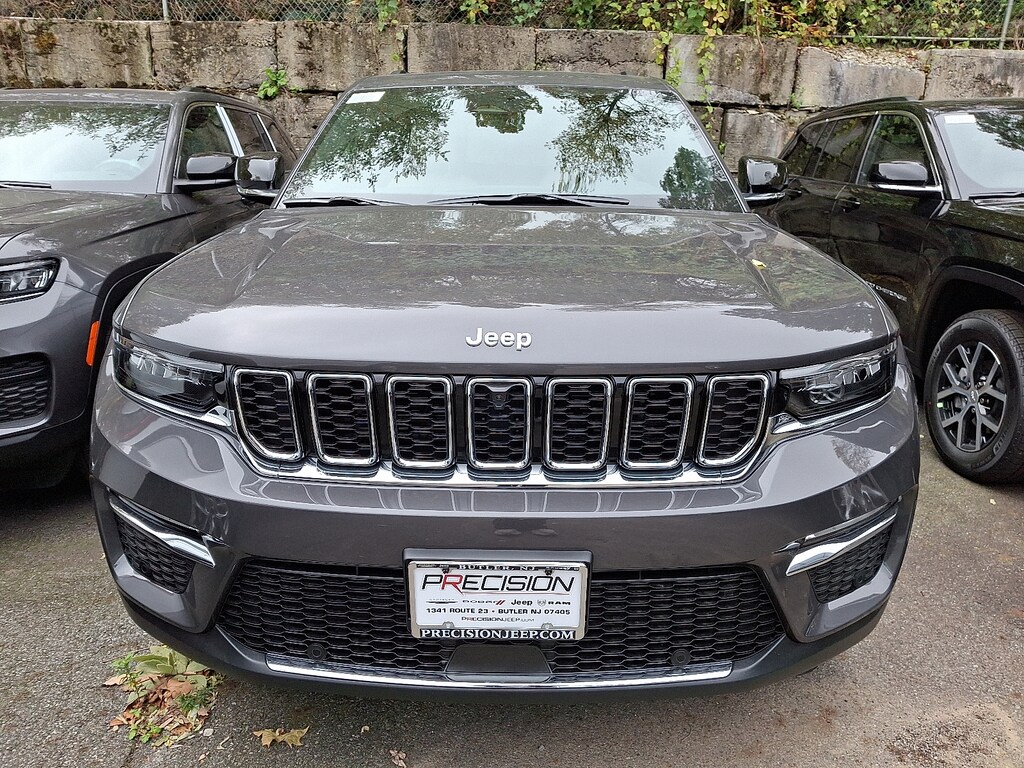 New 2025 Jeep Grand Cherokee Limited 4x4 Sport Utility