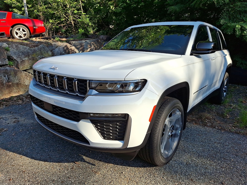 New 2026 Jeep Grand Cherokee Limited 4x4 Sport Utility