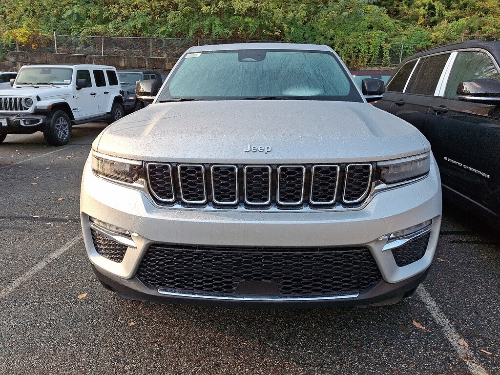 New 2025 Jeep Grand Cherokee Limited 4x4 Sport Utility