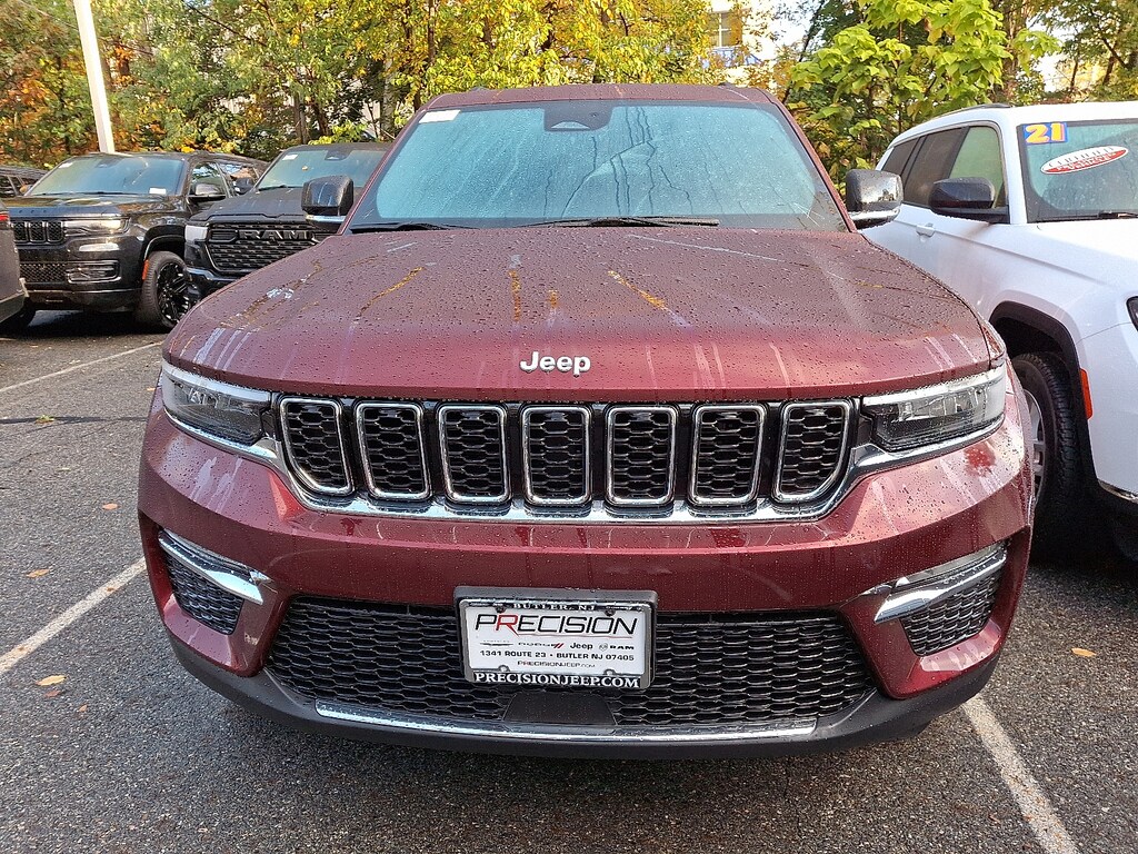 New 2025 Jeep Grand Cherokee Limited 4x4 Sport Utility