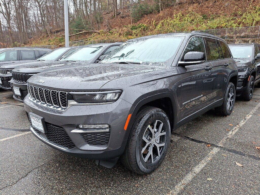 New 2025 Jeep Grand Cherokee Limited 4x4 Sport Utility
