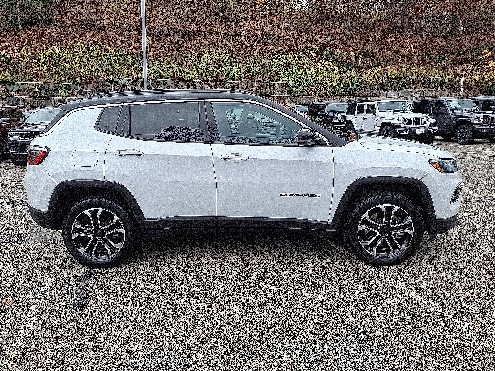 2023 Jeep Compass Limited - Photo 8