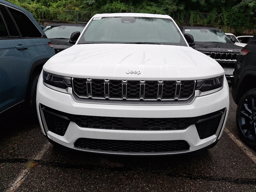 New 2026 Jeep Grand Cherokee LIMITED 4X4 Sport Utility
