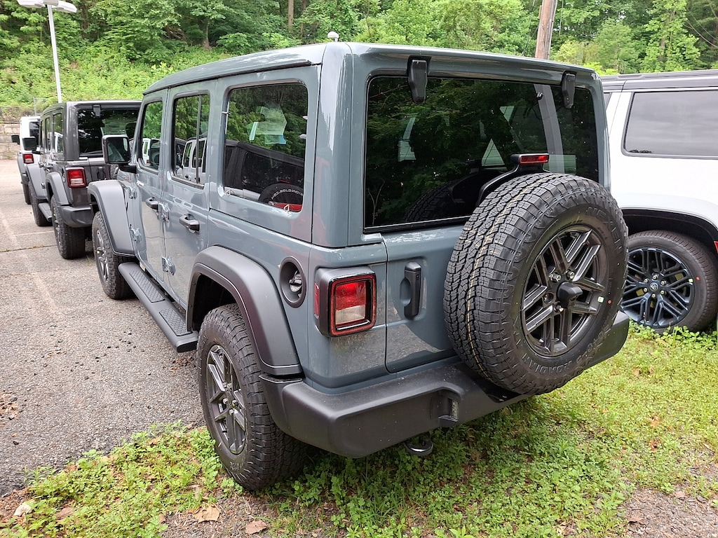 New 2026 Jeep Wrangler 4-Door Sport S 4x4 Sport Utility