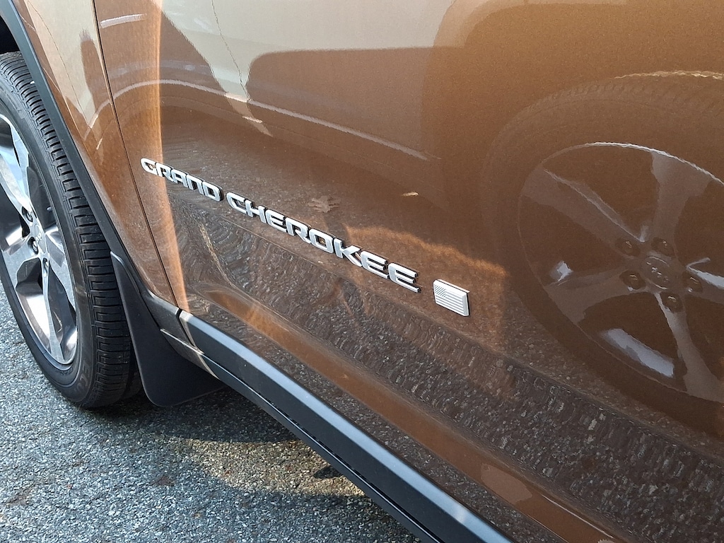 New 2026 Jeep Grand Cherokee Limited 4x4 Sport Utility