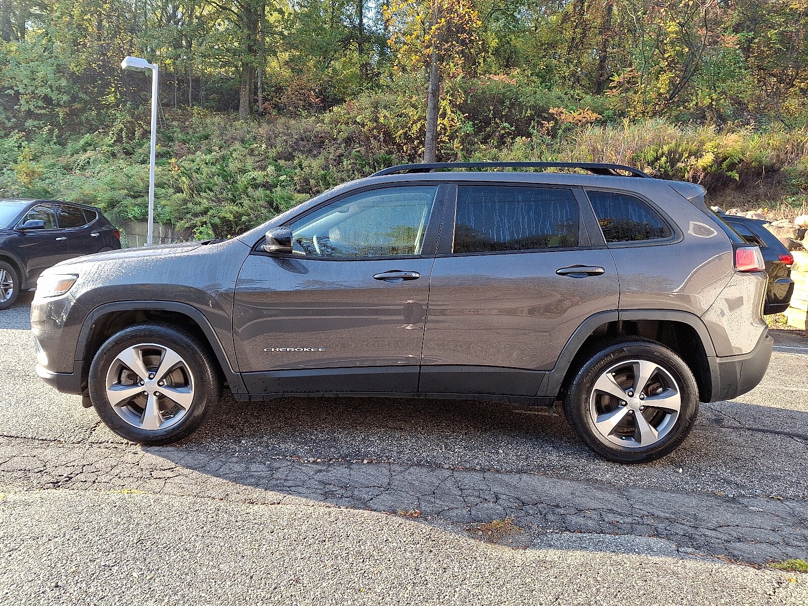 2022 Jeep Cherokee Limited photo 3