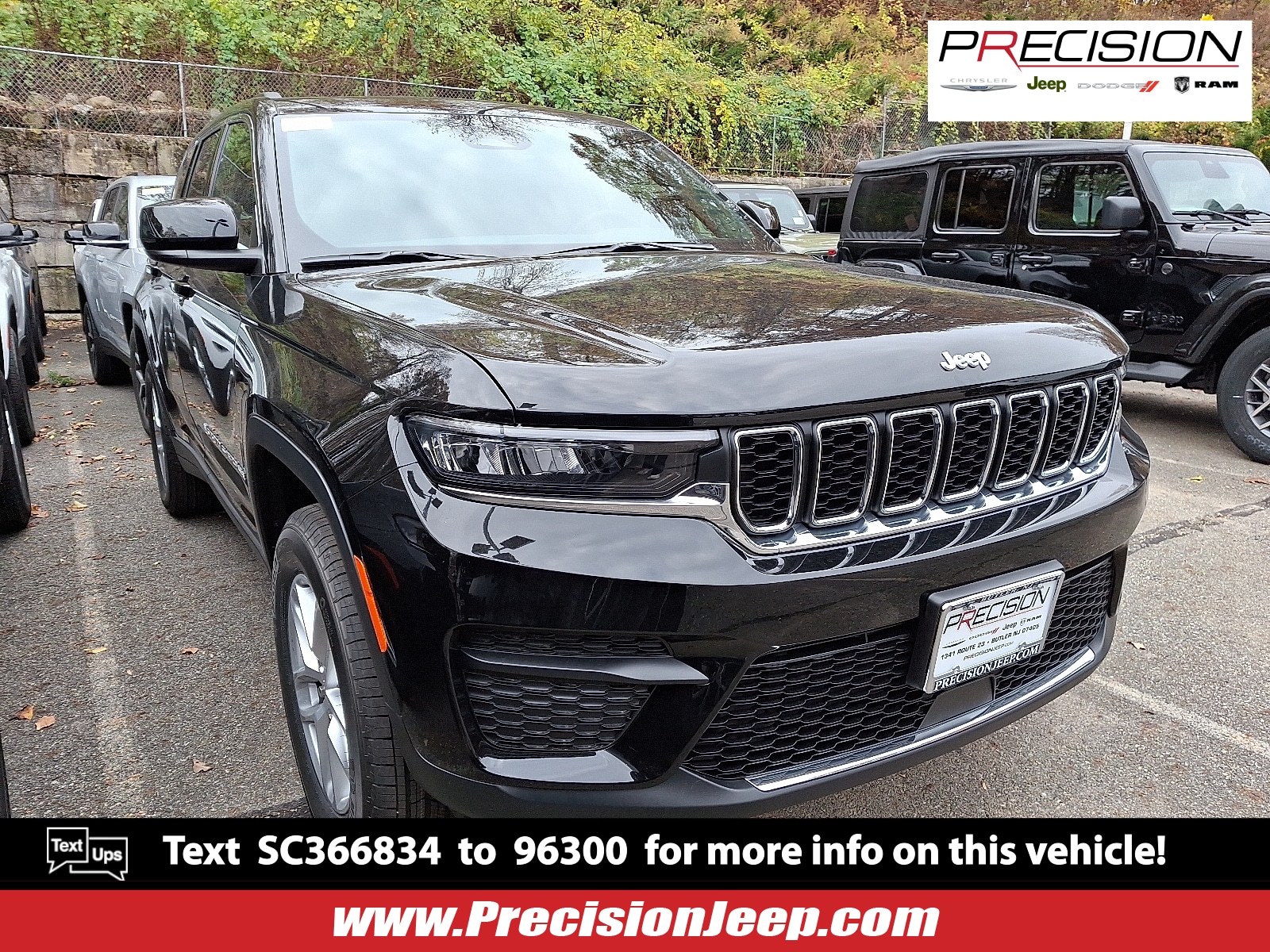 2025 Jeep Grand Cherokee Laredo's photo