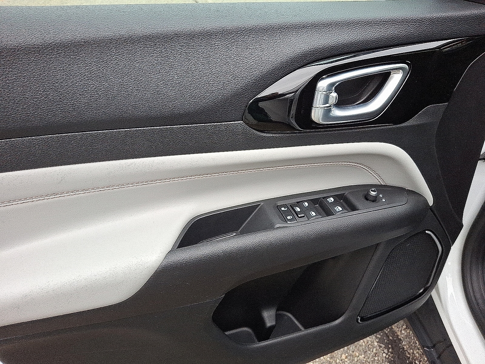 2023 Jeep Compass Limited - Photo 13