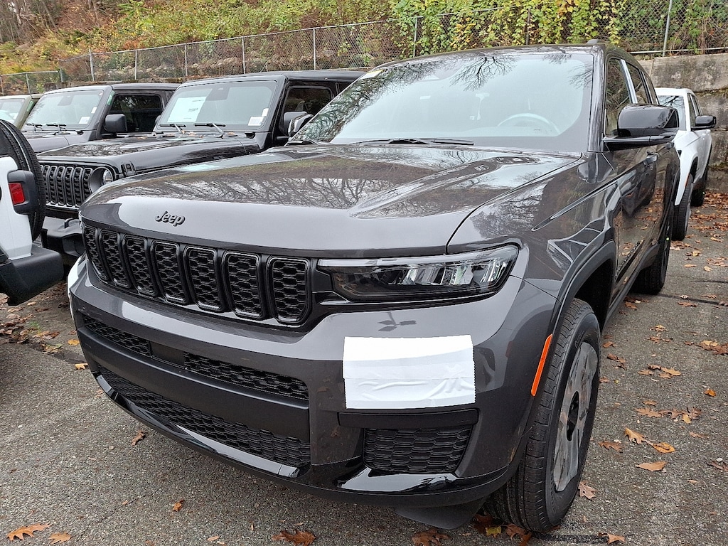 New 2025 Jeep Grand Cherokee Altitude X 4x4 Sport Utility