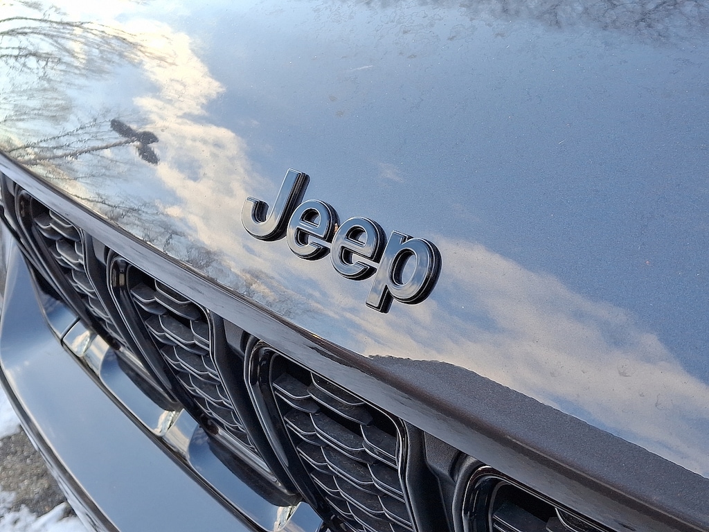 New 2025 Jeep Grand Cherokee Limited 4x4 Sport Utility