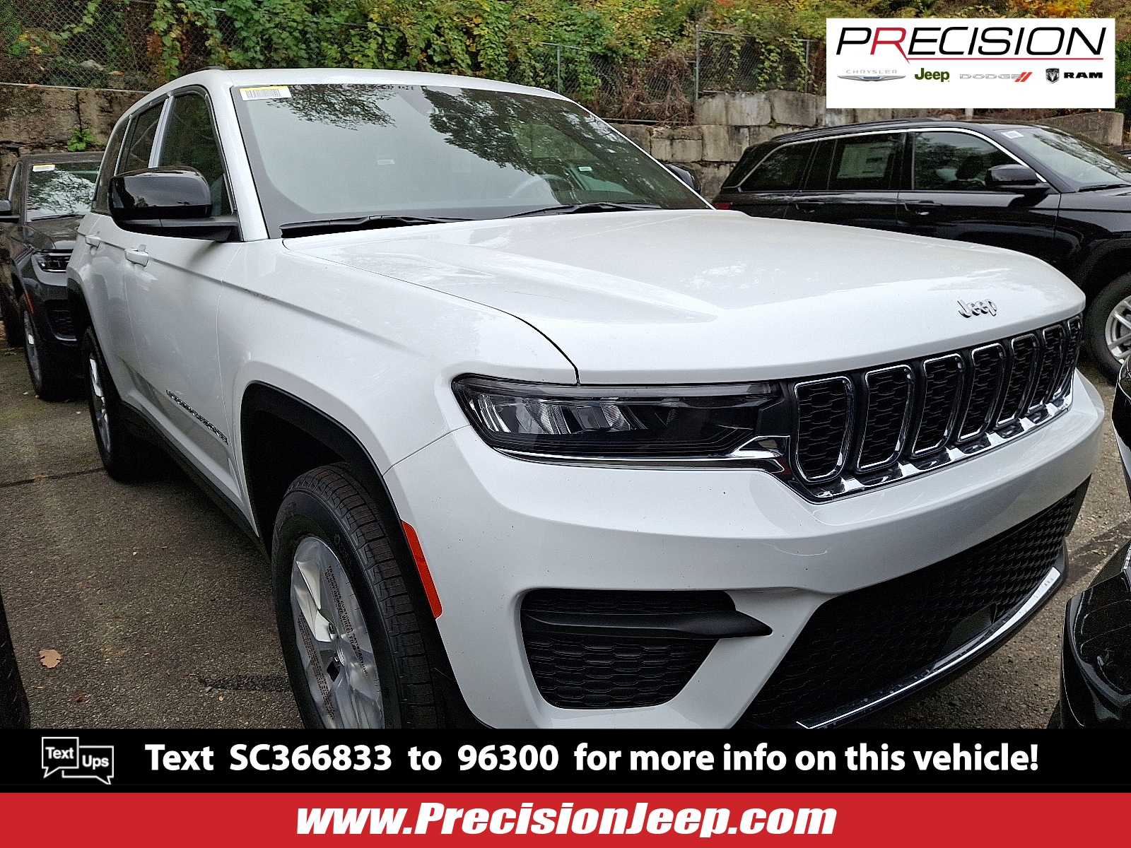 2025 Jeep Grand Cherokee Laredo's photo