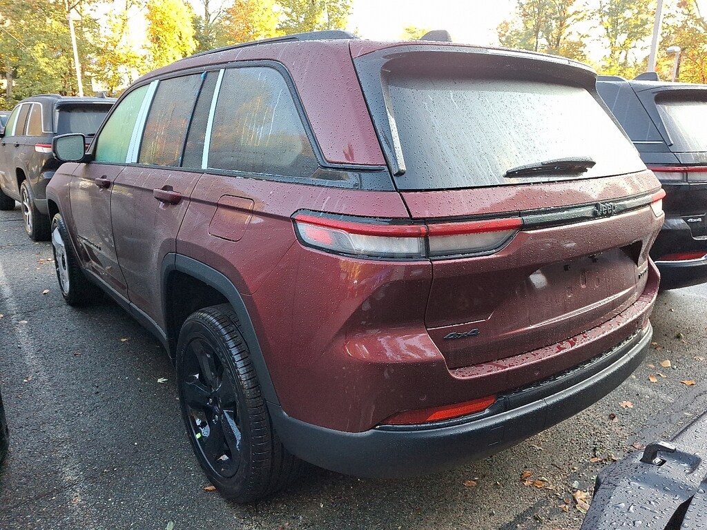 New 2025 Jeep Grand Cherokee LIMITED 4X4 Sport Utility