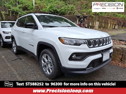 2025 Jeep Compass LATITUDE 4X4 Sport Utility