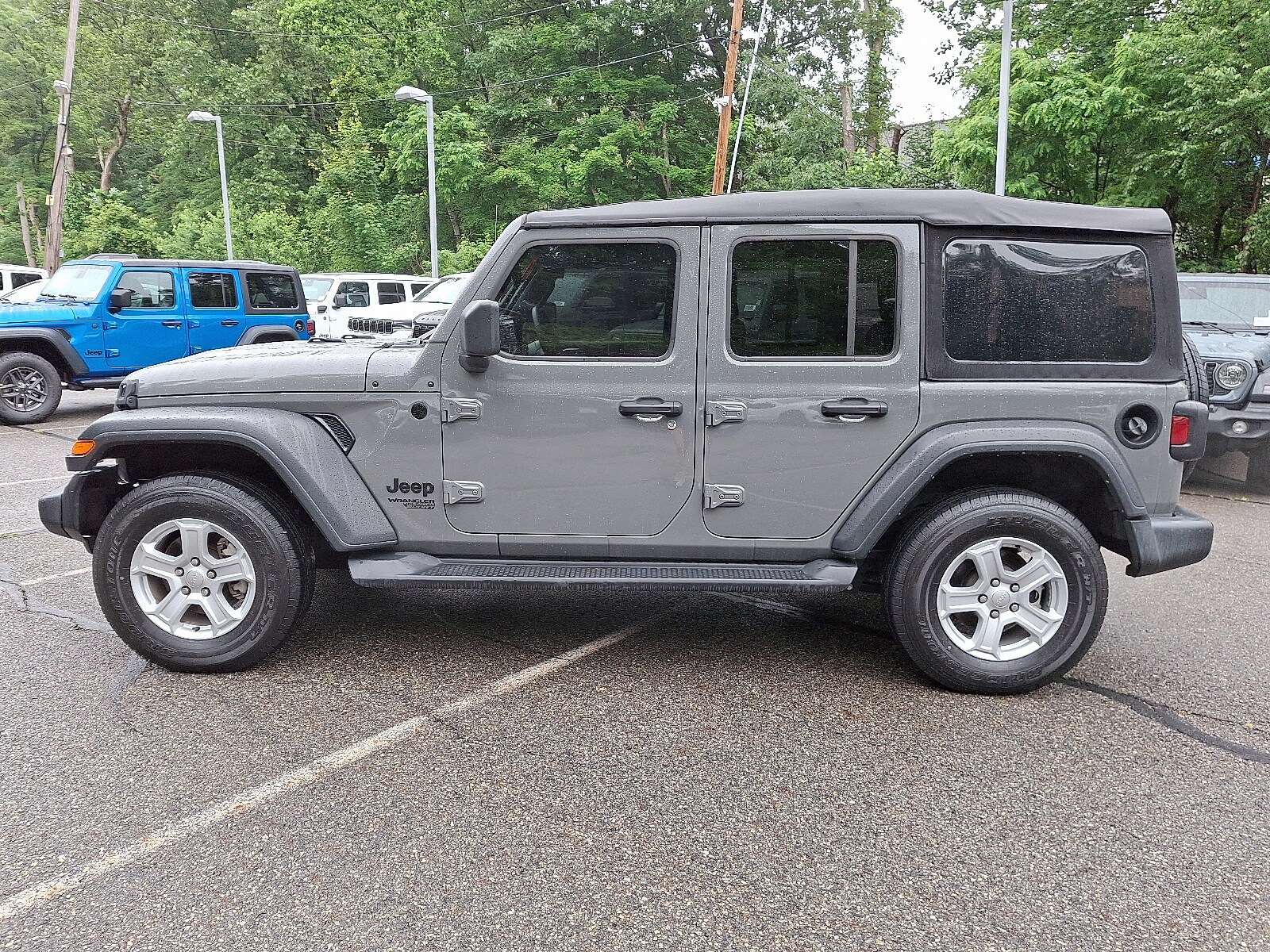 2021 Jeep Wrangler Unlimited Sport S photo 4