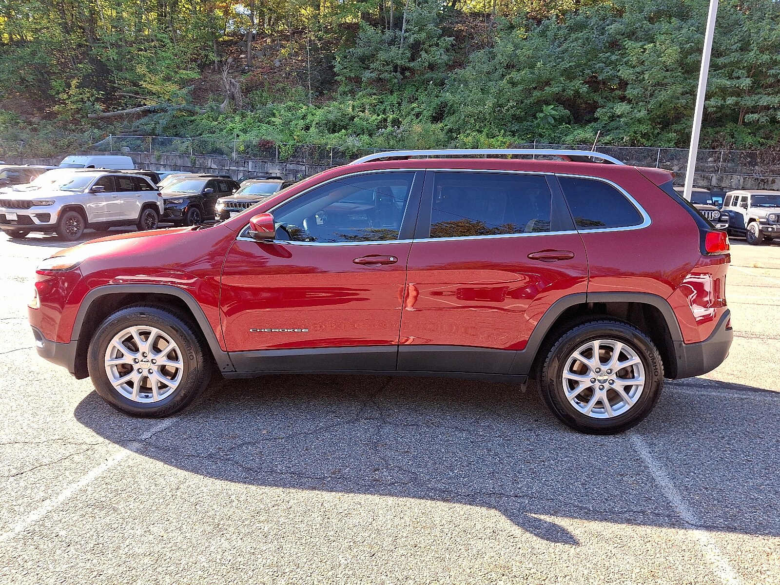 2017 Jeep Cherokee Latitude photo 3