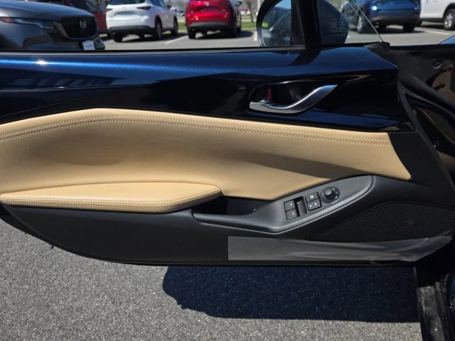 2026 Mazda MX-5 GT - Photo 21