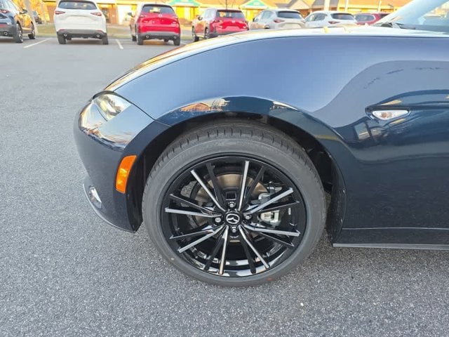 2025 Mazda MX-5 Miata Grand Touring - Photo 10