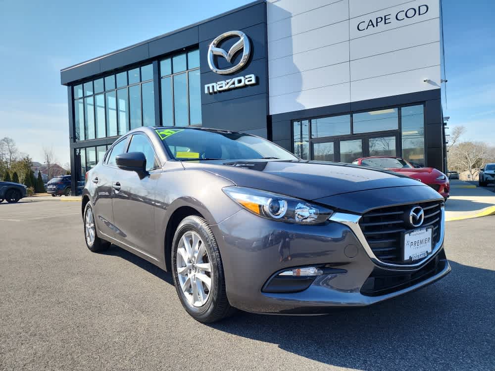 2017 Mazda Mazda3 Sport Sedan photo 2