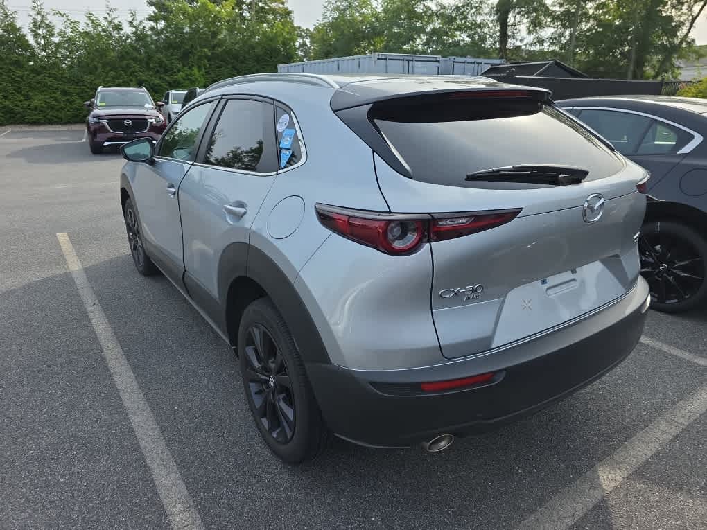 2021 Mazda CX-30 Turbo photo 2