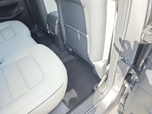 2025 Mazda CX-5 S Preferred package - Photo 25