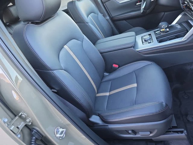 2026 Mazda CX-70 Premium Plus Package - Photo 22