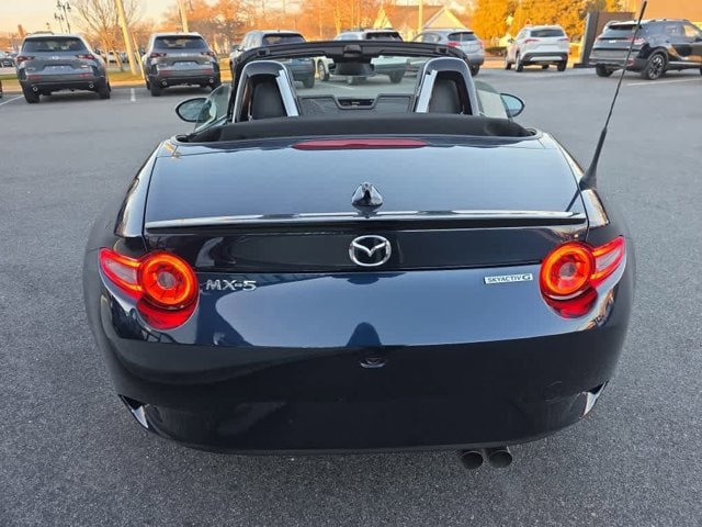 2025 Mazda MX-5 Miata Grand Touring - Photo 14
