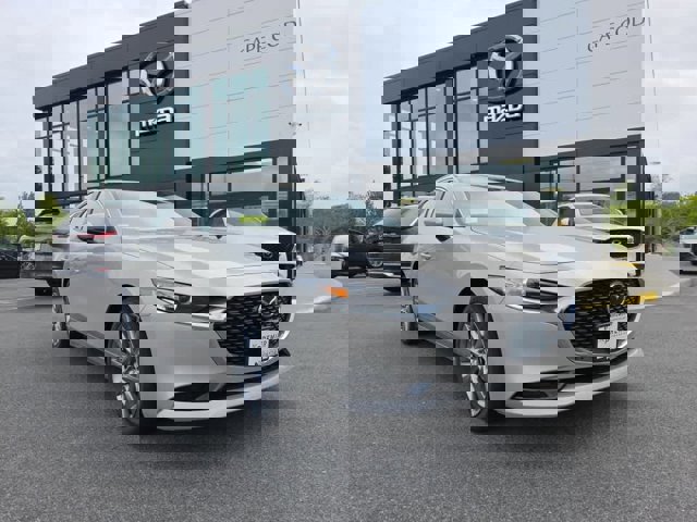 2025 Mazda Mazda3 Sedan 2.5 s Preferred photo 2