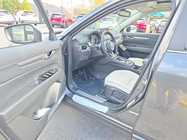 2025 Mazda CX-5 S Preferred package - Photo 11