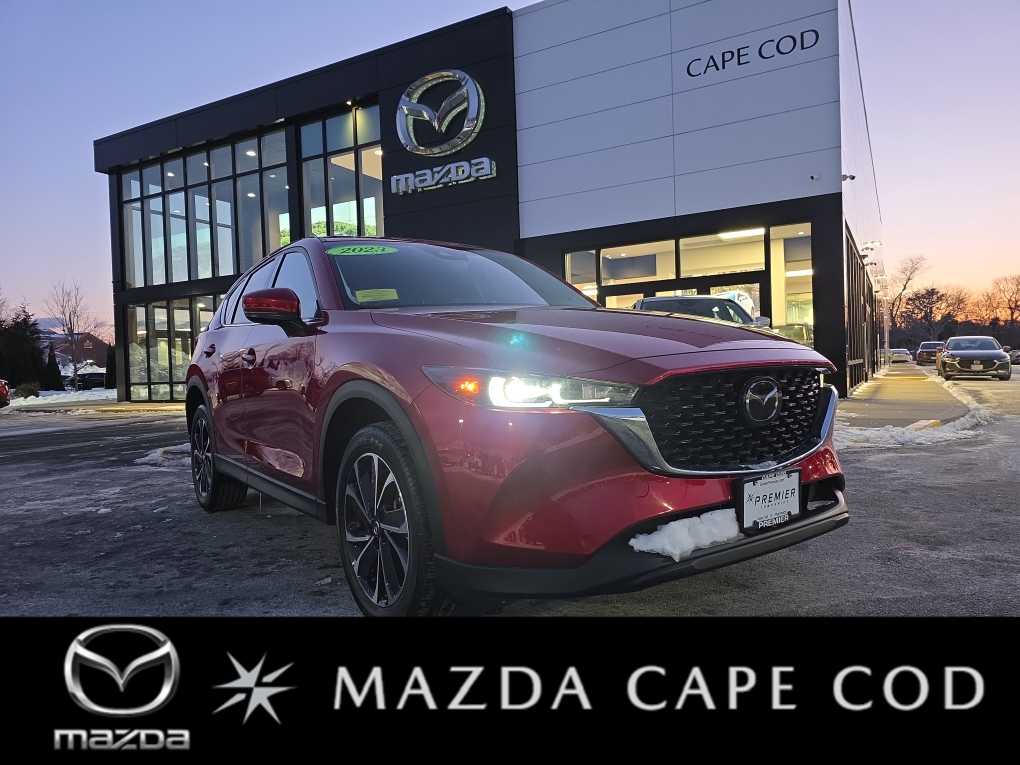 2023 Mazda CX-5 S Premium package
