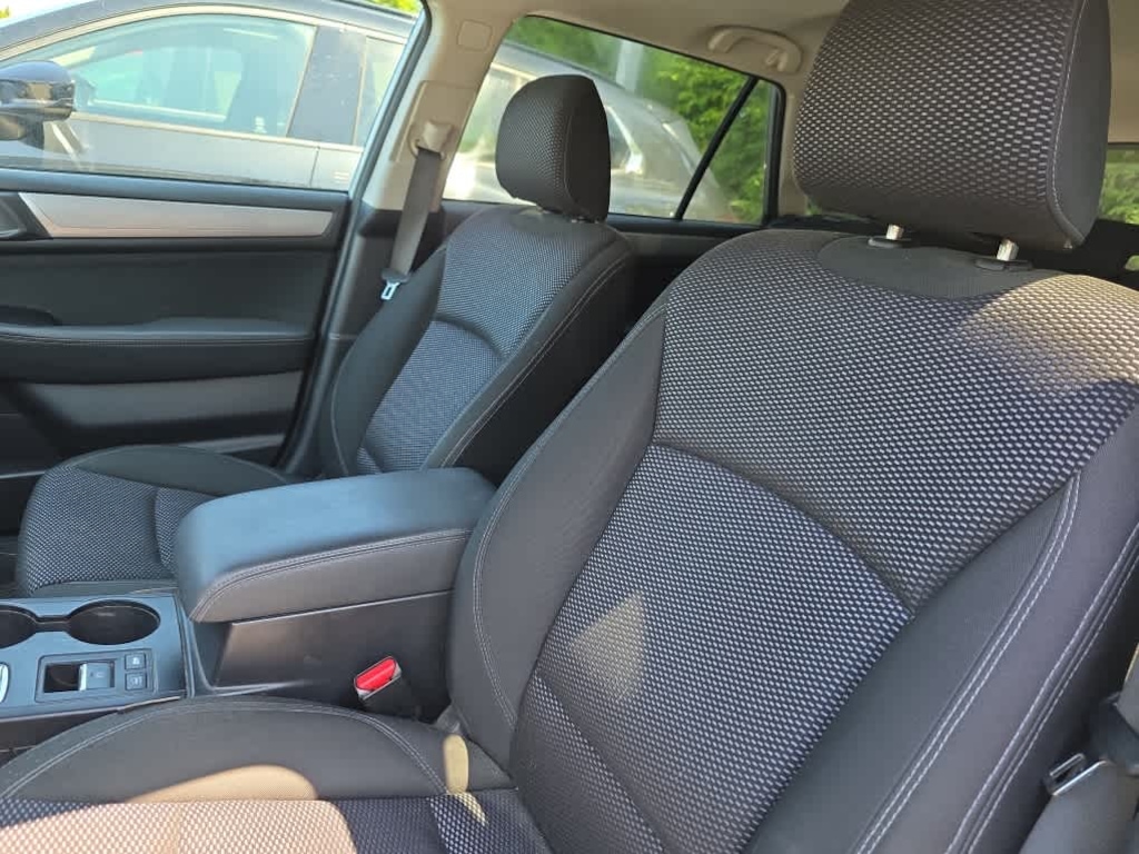 Used 2018 Subaru Outback 2.5i Premium with SUV