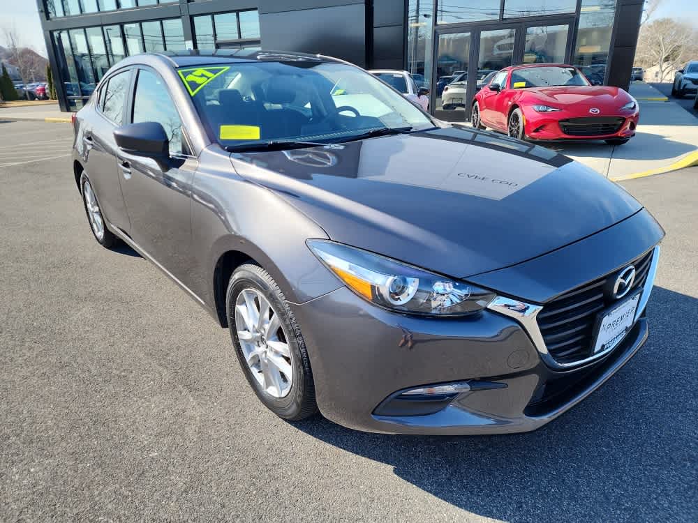 2017 Mazda Mazda3 Sport Sedan photo 4