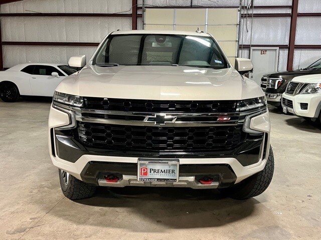 2022 Chevrolet Suburban Z71 photo 2