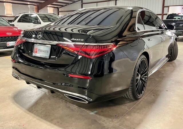 2022 Mercedes Benz S Maybach 500 4MATIC photo 2