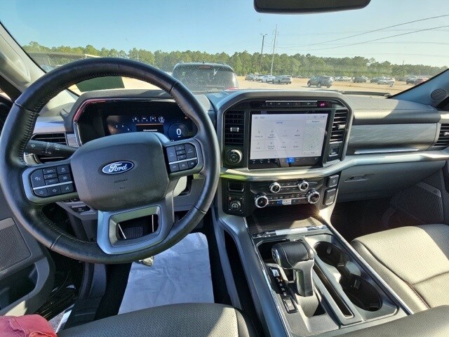 2024 Ford F-150 Lariat photo 3