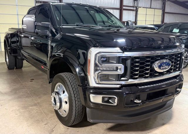 2024 Ford F-450 Super Duty Limited