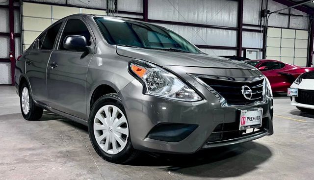 2015 Nissan Versa Sedan