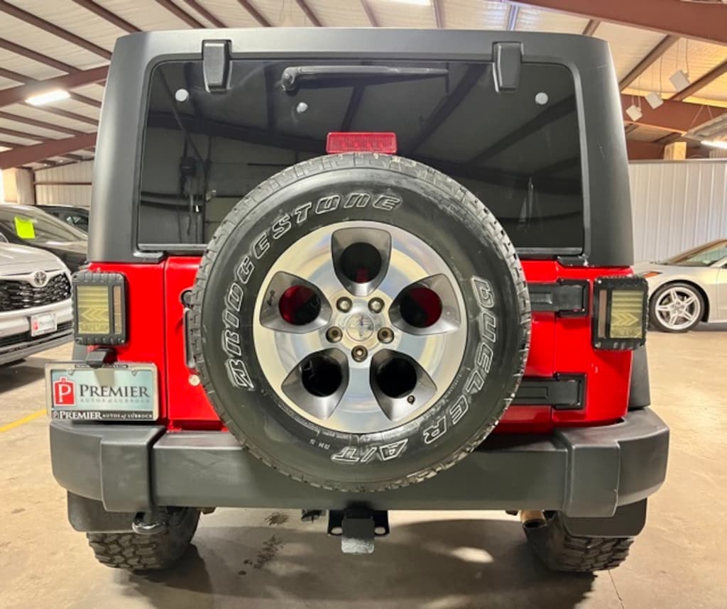 Used 2015 Jeep Wrangler Unlimited Sport 4x4 SUV