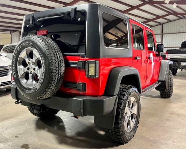 2015 Jeep Wrangler Unlimited Sport photo 2