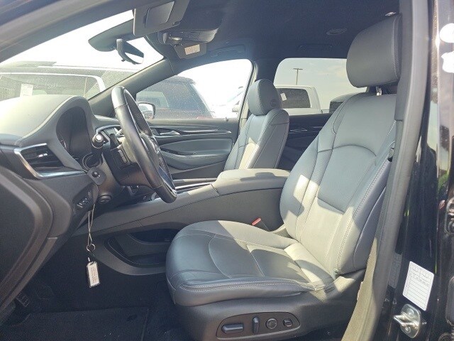 2024 Buick Enclave Premium photo 2